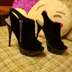 Charlotte Russe black peeptoe heels